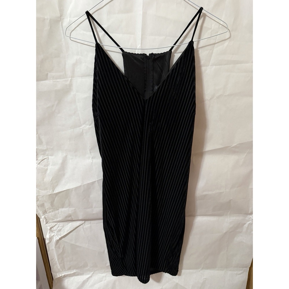 TRAC Black Dress Velvet Texture Size Large
